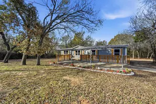279 Carlisle Ct, Springtown, TX 76082 - Photo 1