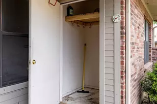 1120 Forest Creek St, Benbrook, TX 76126 - Photo 38