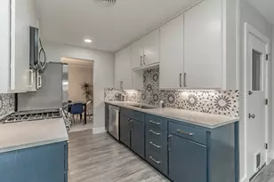 5609 Bonnie Wayne St, Haltom City, TX 76117 - Photo 12