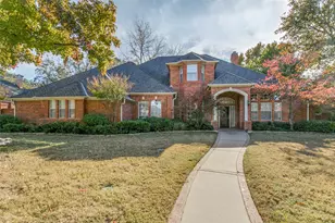 2805 Red Oak Ct E, Colleyville, TX 76034 - Photo 2