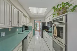 4105 Woodcastle Ct, Arlington, TX 76016 - Photo 8