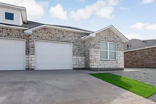 6137 Princess Ln, Abilene, TX 79606 - Photo 2