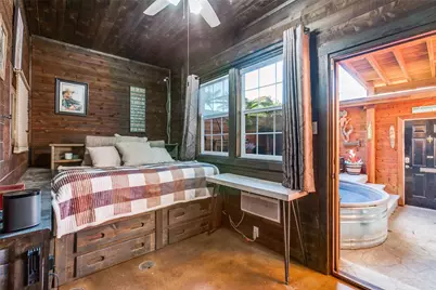 1529 Seegar Street, Dallas, TX 75215 - Photo 20