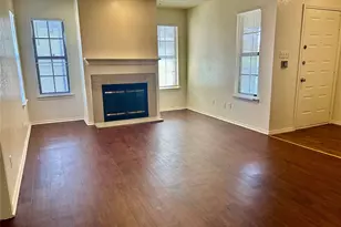 409 Crestline Dr, Arlington, TX 76012 - Photo 1