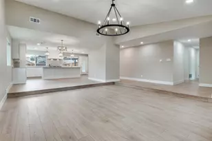 1912 Primrose Ln, Carrollton, TX 75007 - Photo 4