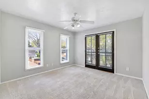 5928 Sandhurst Ln, Dallas, TX 75206 - Photo 16