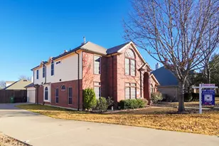 912 Chestnut Ct, Murphy, TX 75094 - Photo 1