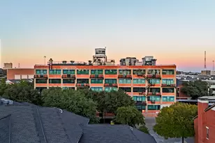 2220 Canton St, Dallas, TX 75201 - Photo 4