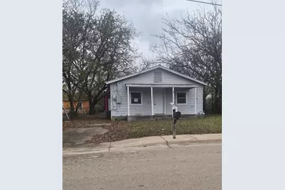 311 Elmo Street, Cleburne, TX 76031 - Photo 2