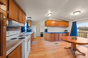 1304 Rs County Road 1530, Point, TX 75472 - Photo 8