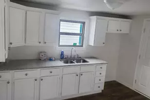 1216 S Francis St, Tyler, TX 75701 - Photo 2