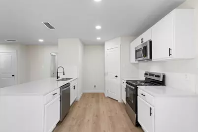 1610 SW 3rd Street, Grand Prairie, TX 75051 - Photo 14