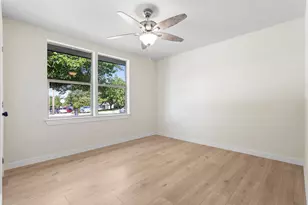 1610 SW 3rd St, Grand Prairie, TX 75051 - Photo 20