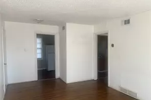 1713 Ida St, Arlington, TX 76010 - Photo 4