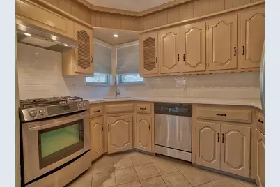 2318 Elmwood Boulevard, Dallas, TX 75224 - Photo 14