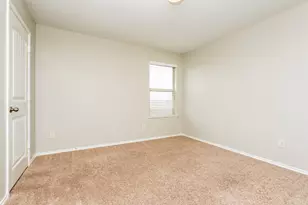 223 Thoroughbred St, Waxahachie, TX 75165 - Photo 10