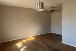 1721 Jocyle St, Arlington, TX 76010 - Photo 6