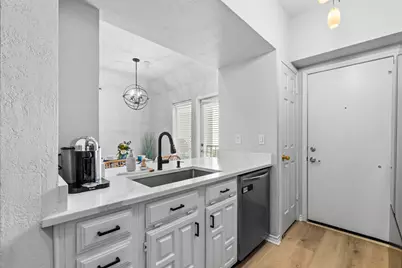 3105 San Jacinto Street #201, Dallas, TX 75204 - Photo 16