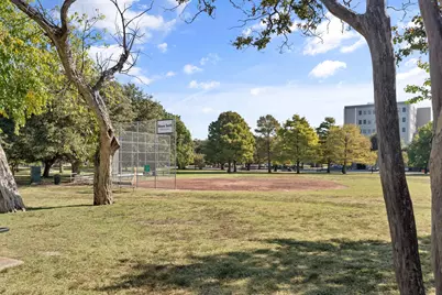 3105 San Jacinto Street #201, Dallas, TX 75204 - Photo 34