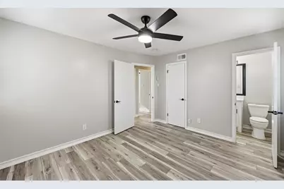 2015 Salem Street, Irving, TX 75061 - Photo 14