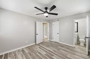 2015 Salem St, Irving, TX 75061 - Photo 14