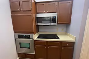 2105 Count Fleet Dr, Arlington, TX 76011 - Photo 10