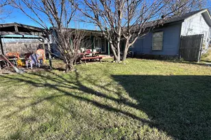 210 Colorado W, Millsap, TX 76066 - Photo 18