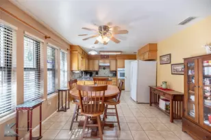 1317 E North 16th St, Abilene, TX 79601 - Photo 4