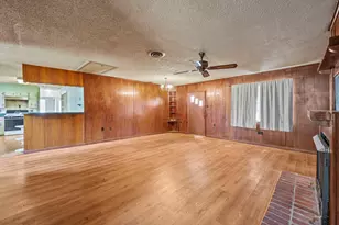 4026 Dixon Cir, Greenville, TX 75401 - Photo 4