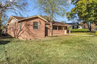415 Walnut Street, Duncanville, TX 75116 - Photo 2