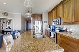 401 E Pearl St, Granbury, TX 76048 - Photo 6