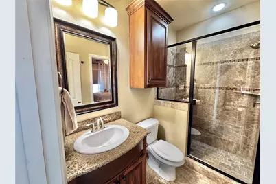 401 E Pearl Street #2204, Granbury, TX 76048 - Photo 18