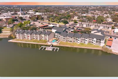 401 E Pearl Street #2204, Granbury, TX 76048 - Photo 2