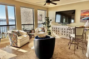 401 E Pearl St, Granbury, TX 76048 - Photo 16