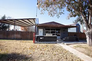 1408 Doral Ct, Graham, TX 76450 - Photo 6