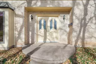 5021 Sugar Lake Rd, Fort Worth, TX 76103 - Photo 4