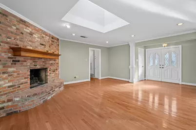 5021 Sugar Lake Road, Fort Worth, TX 76103 - Photo 6