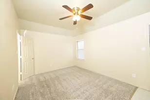 112 Honey Bee Dr, Joshua, TX 76058 - Photo 6