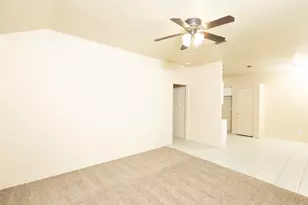 112 Honey Bee Dr, Joshua, TX 76058 - Photo 2