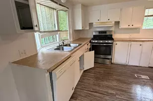 109 E Prospect St, Denison, TX 75021 - Photo 10