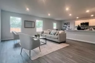 820 Eagles Nest Dr, Cleburne, TX 76031 - Photo 4