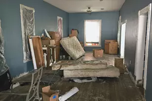 219 N Smyth St, Mart, TX 76664 - Photo 4