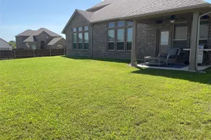 1100 Whispering Hl Dr, Mansfield, TX 76063 - Photo 28