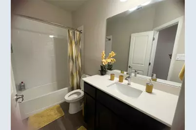 1100 Whispering Hill Drive, Mansfield, TX 76063 - Photo 18