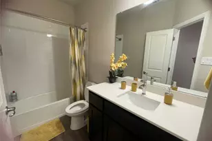 1100 Whispering Hl Dr, Mansfield, TX 76063 - Photo 18