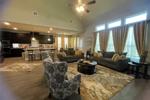 1100 Whispering Hl Dr, Mansfield, TX 76063 - Photo 8