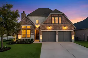 7613 Newtown, The Colony, TX 75056 - Photo 2