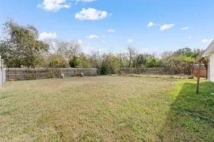 523 Hatton St, Waco, TX 76704 - Photo 16