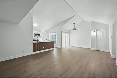 6082 Dooley Drive, The Colony, TX 75056 - Photo 6