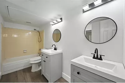 6082 Dooley Drive, The Colony, TX 75056 - Photo 14